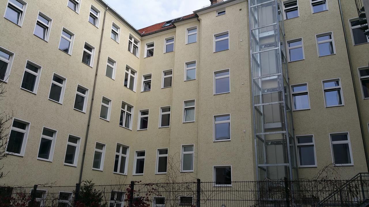 Happy Go Lucky Hotel + Hostel Schoneberg Berlin Exterior foto