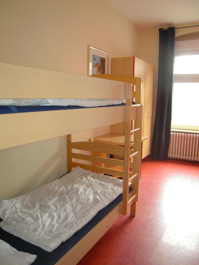 Happy Go Lucky Hotel + Hostel Schoneberg Berlin Exterior foto