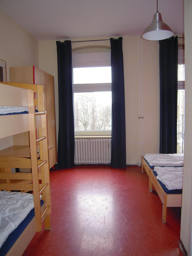 Happy Go Lucky Hotel + Hostel Schoneberg Berlin Exterior foto