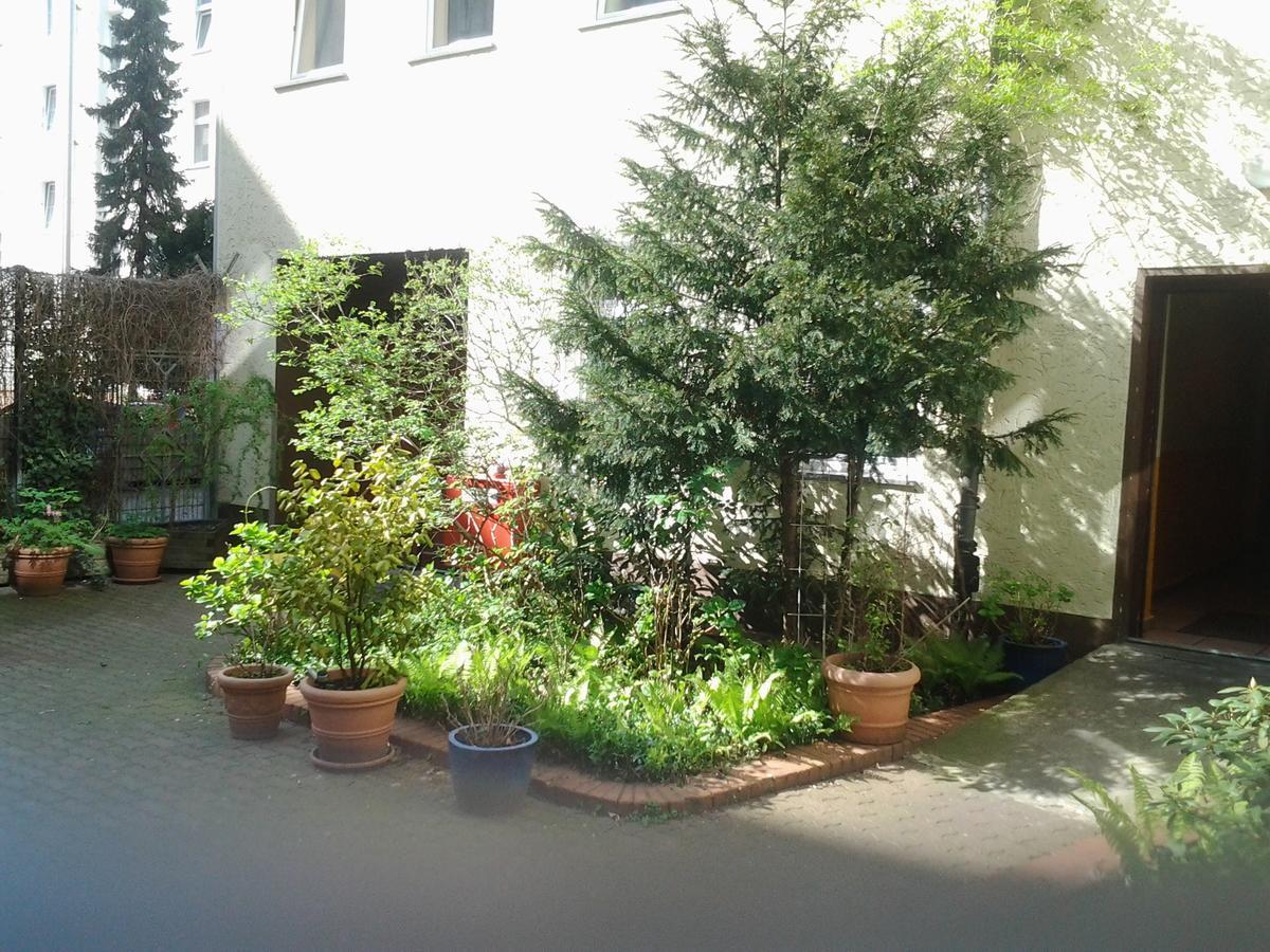 Happy Go Lucky Hotel + Hostel Schoneberg Berlin Exterior foto